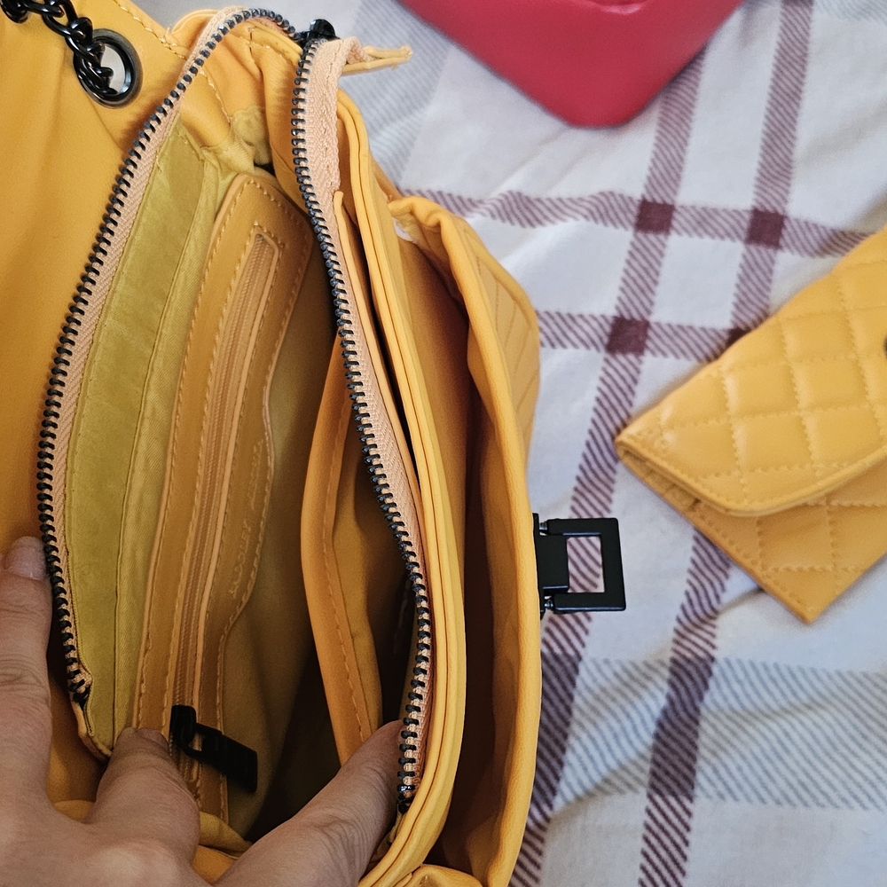 Badgley Mischka Yellow Quilted Crossbody Bag - Picture 2 of 13